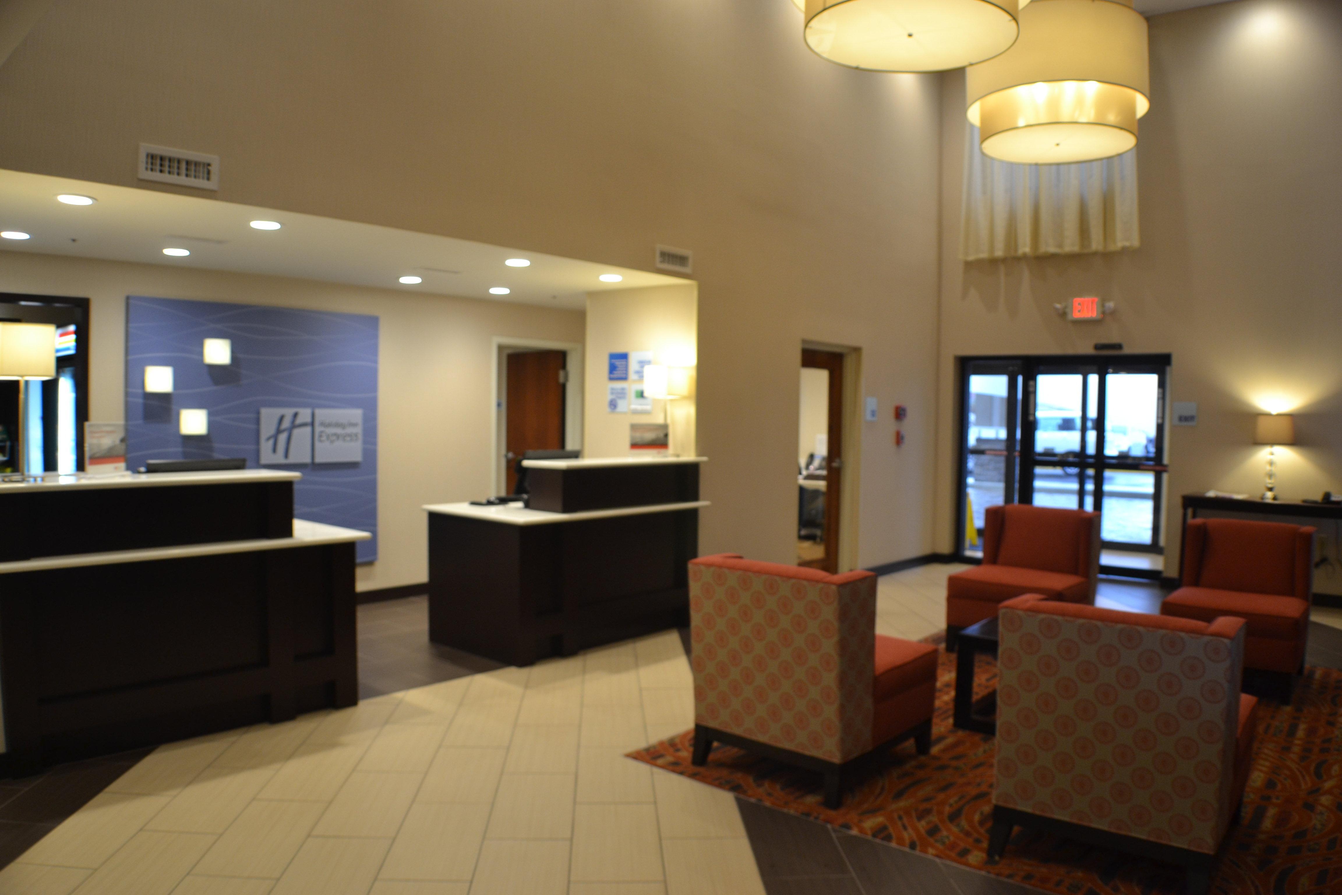 Holiday Inn Express Hotel & Suites Indianapolis W - Airport Area By Ihg Eksteriør bilde