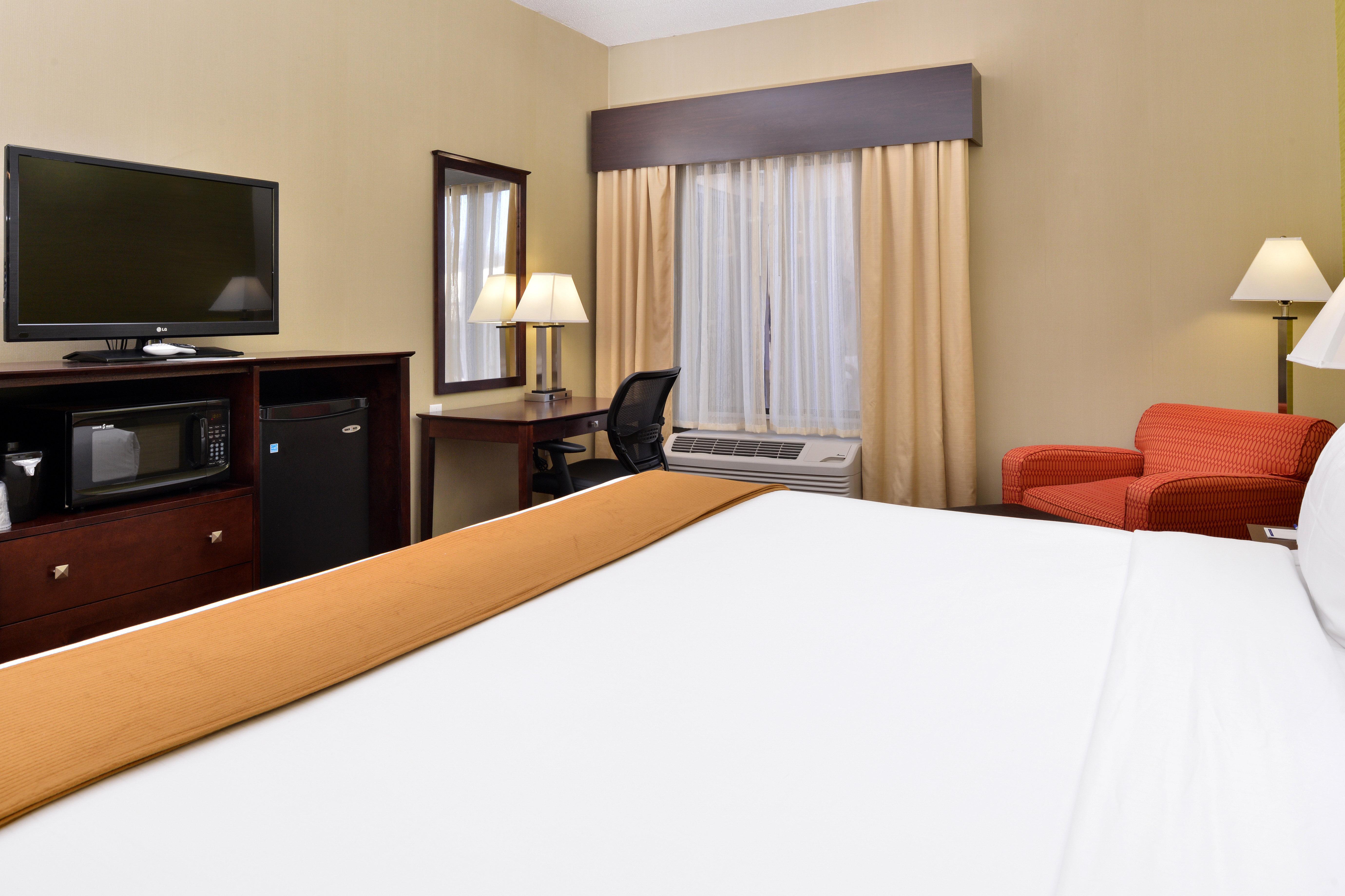 Holiday Inn Express Hotel & Suites Indianapolis W - Airport Area By Ihg Eksteriør bilde