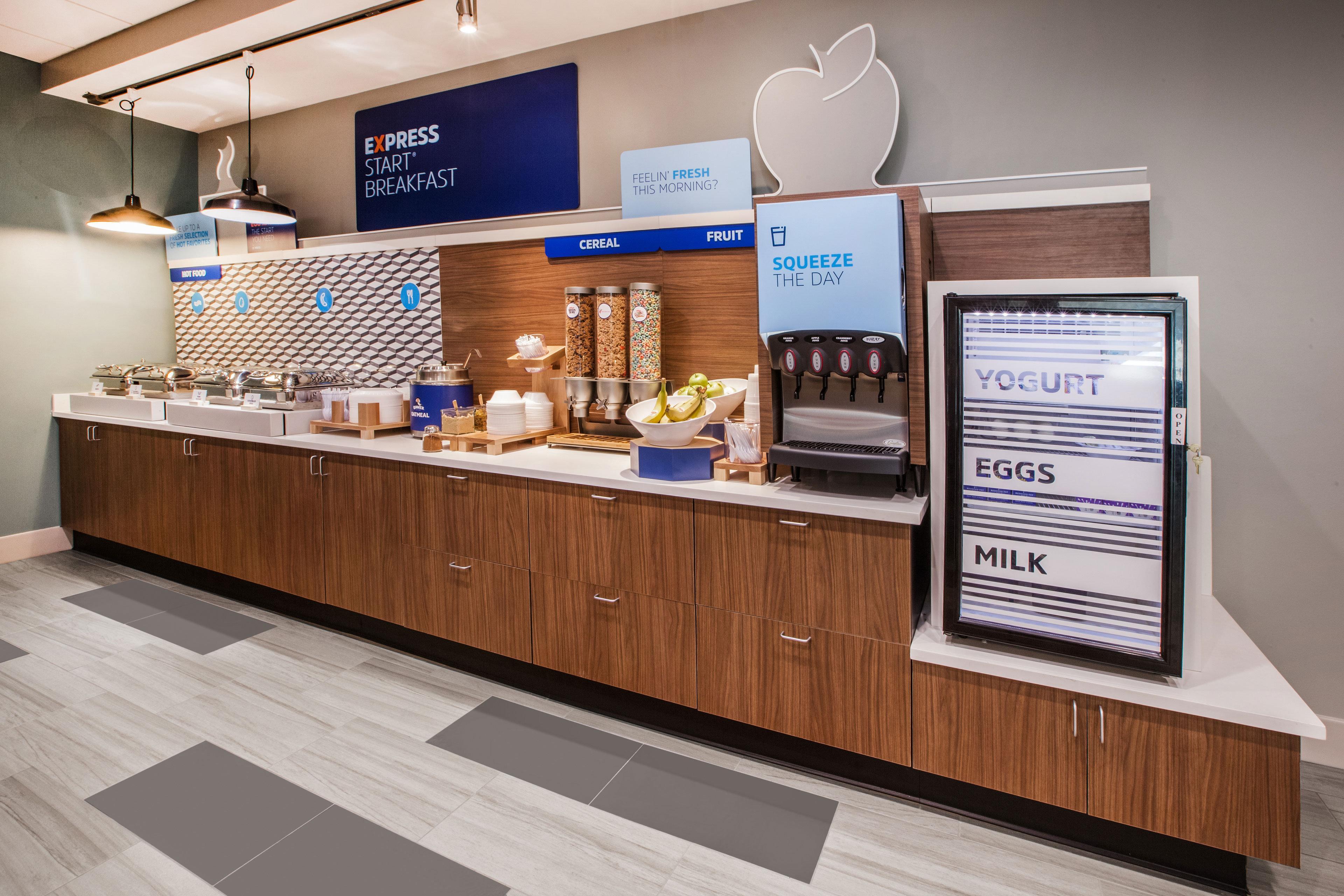 Holiday Inn Express Hotel & Suites Indianapolis W - Airport Area By Ihg Eksteriør bilde