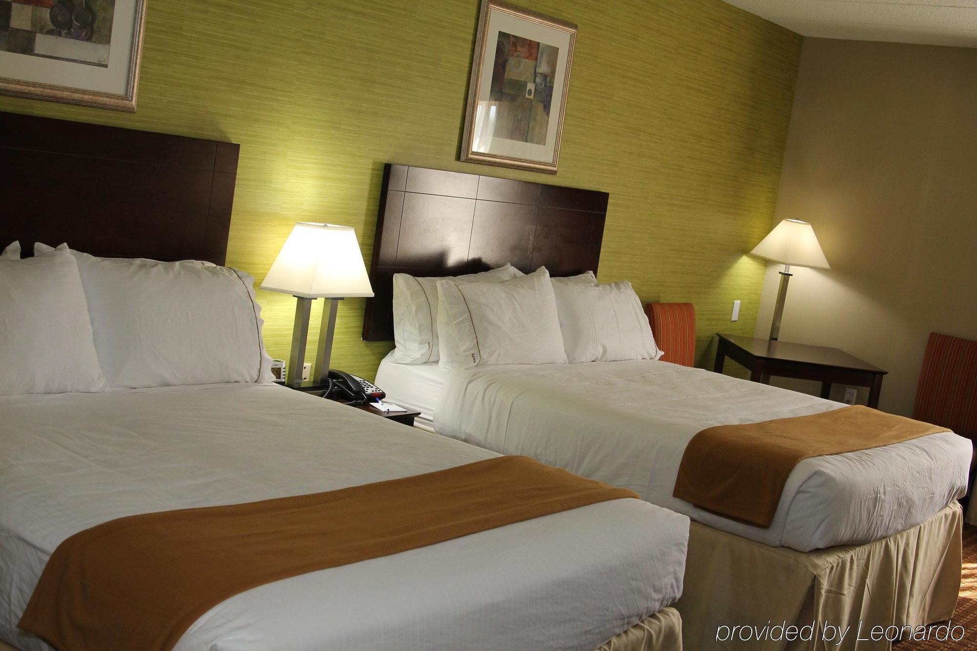 Holiday Inn Express Hotel & Suites Indianapolis W - Airport Area By Ihg Eksteriør bilde