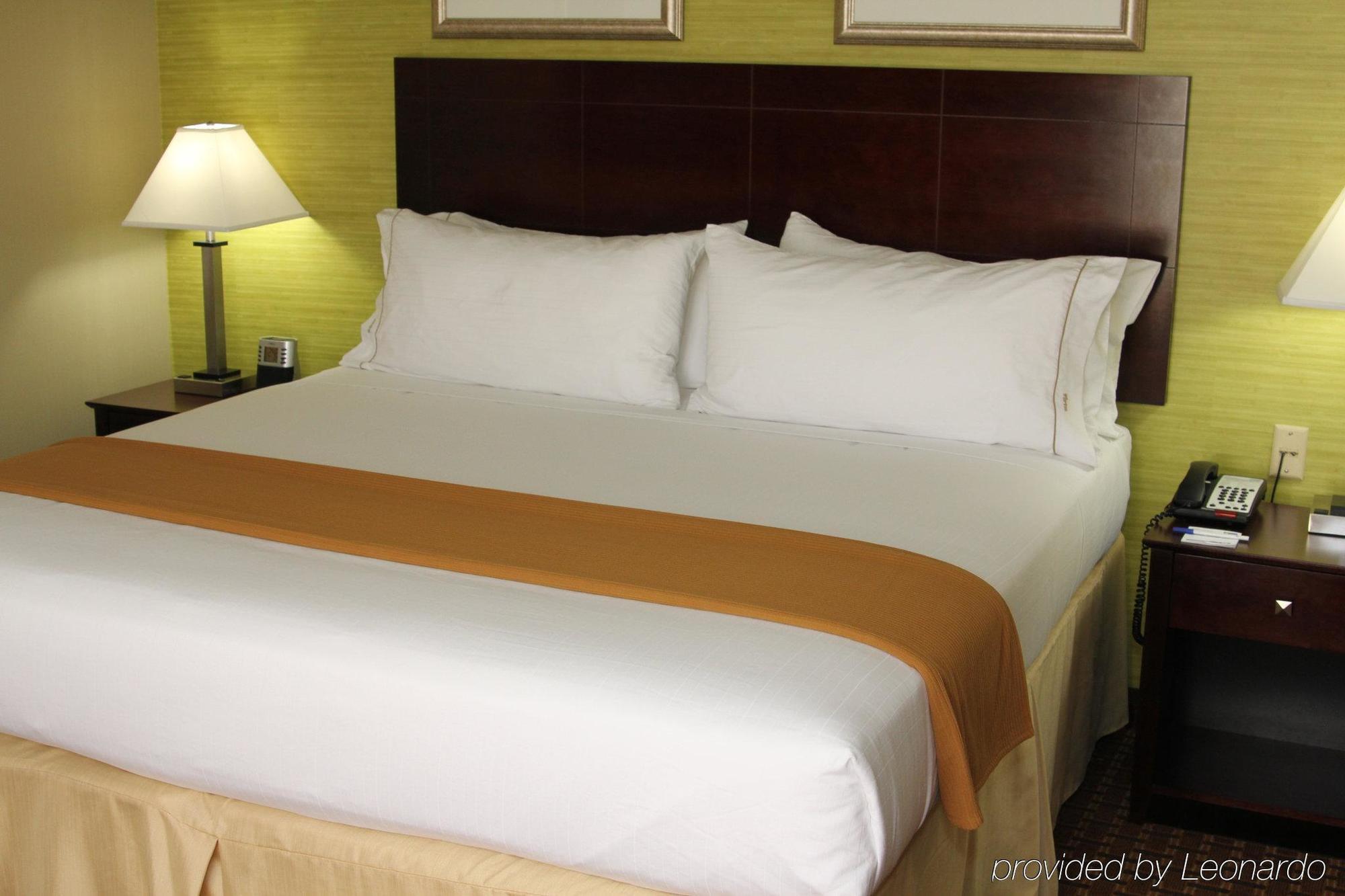 Holiday Inn Express Hotel & Suites Indianapolis W - Airport Area By Ihg Eksteriør bilde