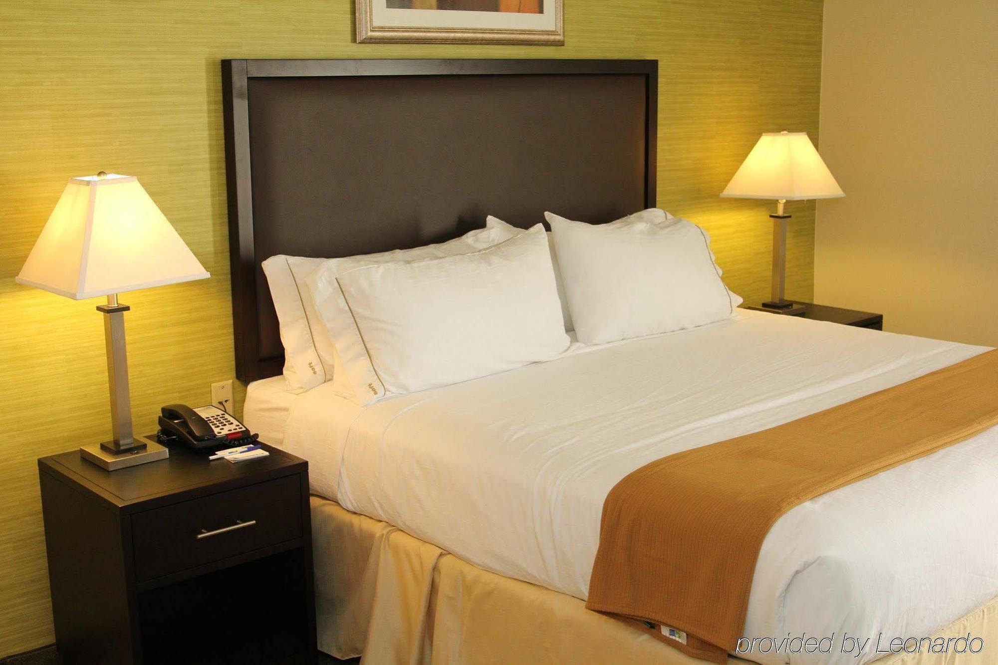 Holiday Inn Express Hotel & Suites Indianapolis W - Airport Area By Ihg Eksteriør bilde