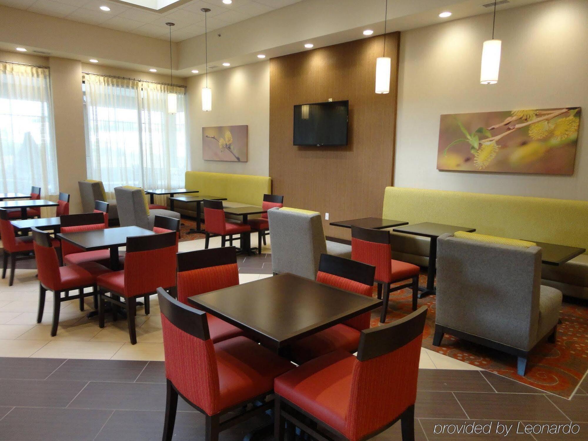 Holiday Inn Express Hotel & Suites Indianapolis W - Airport Area By Ihg Eksteriør bilde