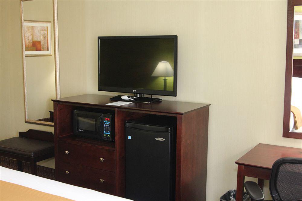 Holiday Inn Express Hotel & Suites Indianapolis W - Airport Area By Ihg Eksteriør bilde